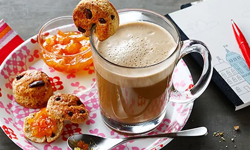 CAFÉ AU LAIT with Scones