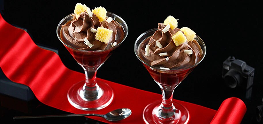 ESPRESSO Cupcake-style recipes with chocolate and vanilla